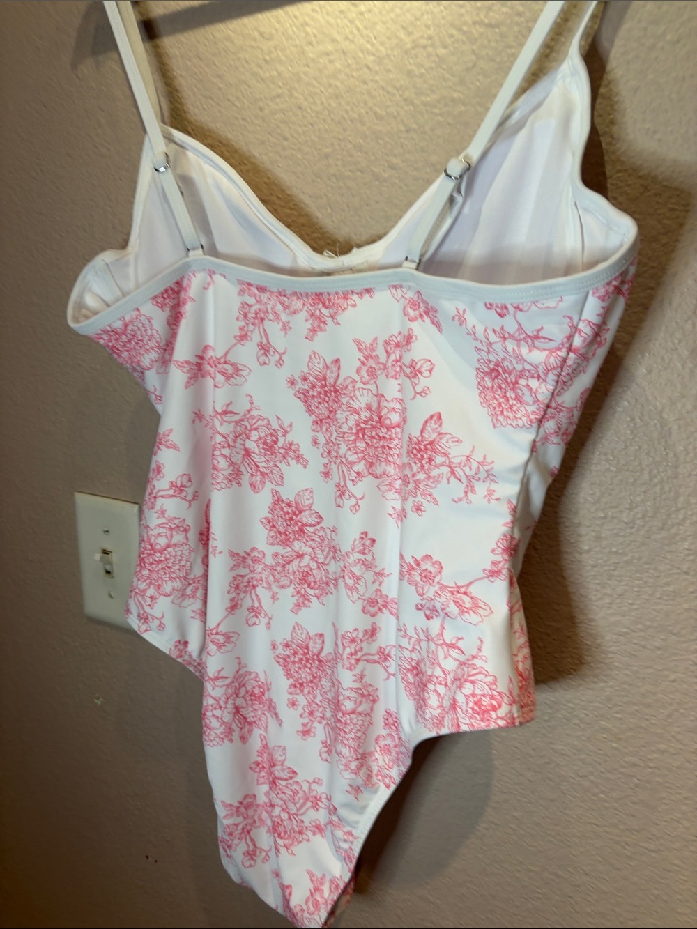 New No Boundaries Women’s Pink Toile Floral One Piece Swimsuit Large 12-14 NWOT - Picture 9 of 11